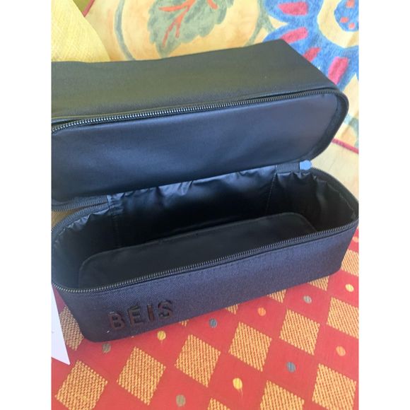 NWT BEIS The Cosmetic Organizer - Recycled Collection in BLACK - Picture 6 of 8